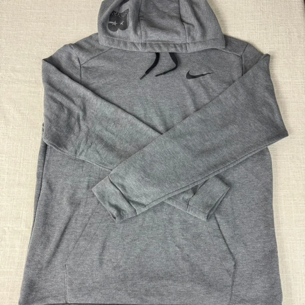 Nike Hoodie Women Large Gray Good Barry's Bootcamp Dri-FIT Pullover Sweatshirt